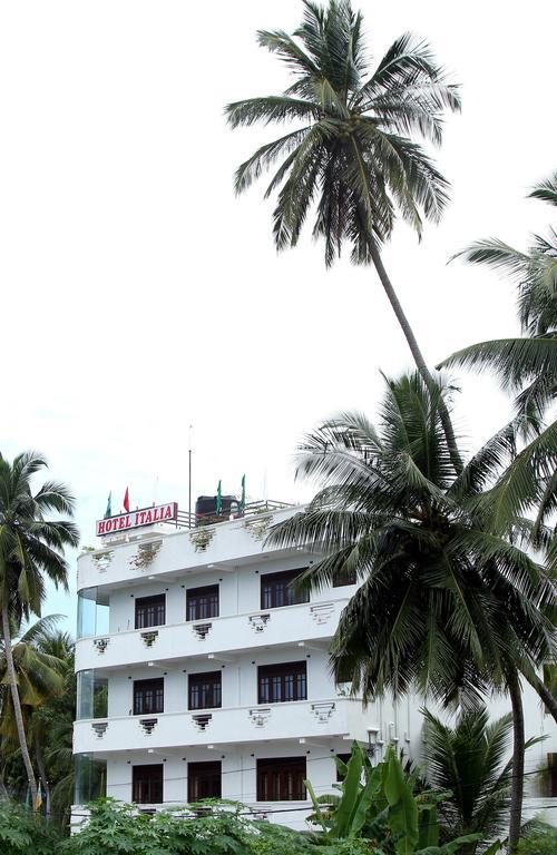 Hotel Italia Ambalangoda  Exteriör bild